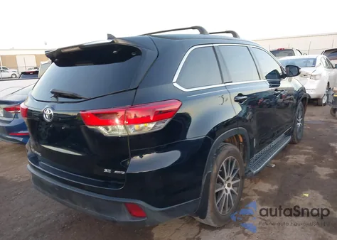 2017 Toyota Highlander Se from USA, damaged, VIN 5TDJZRFH8HS360685